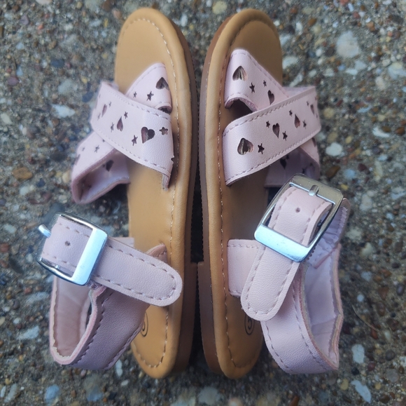 Dollar General Pink Hearts Stars Laser Etch Strappy Sandals Baby 5 Easter Spring - Picture 5 of 7